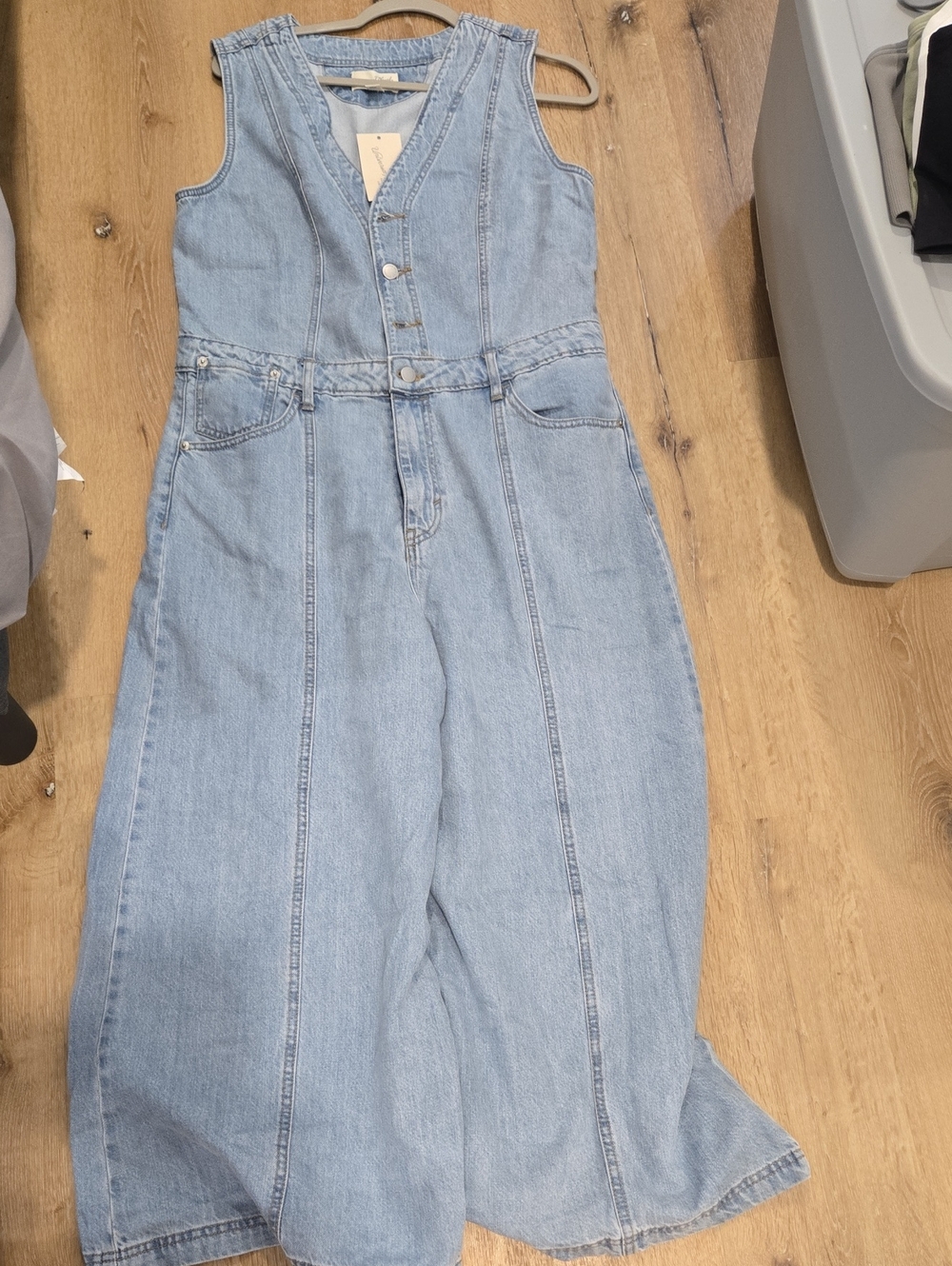 Universal Thread Light Blue Denim Women's Overall Jumpsuit